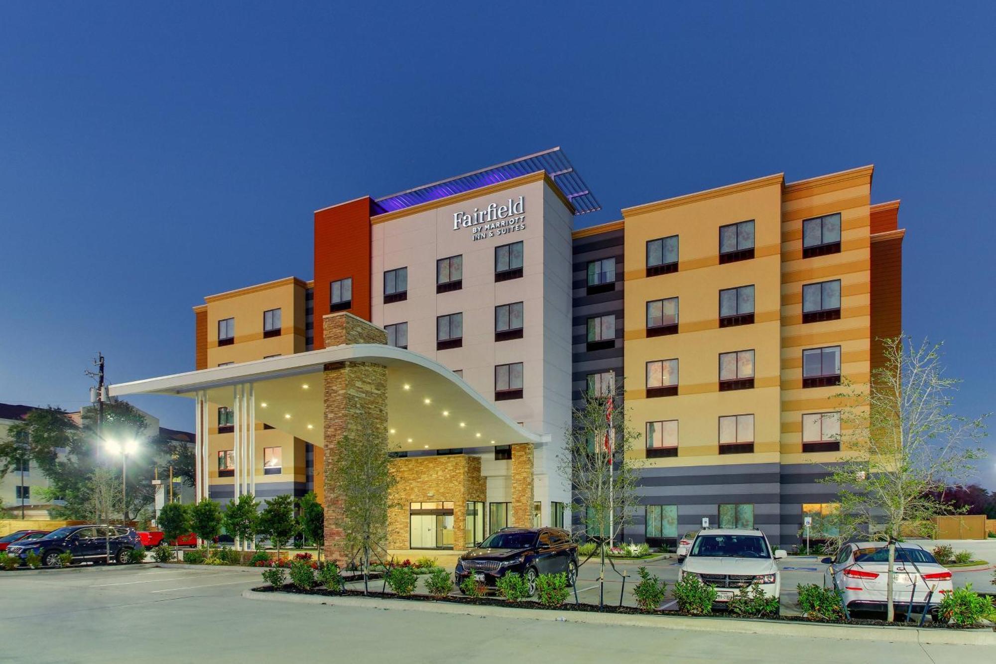 Fairfield Inn And Suites By Marriott Houston Brookhollow Bagian luar foto